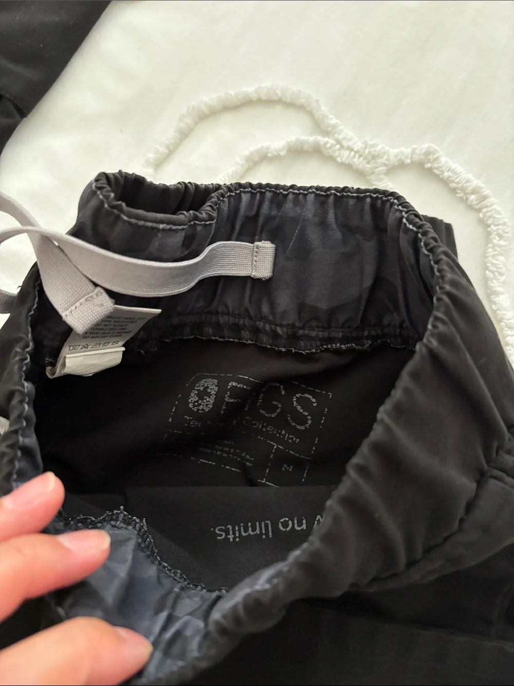 Men's Figs Black Scub Pants